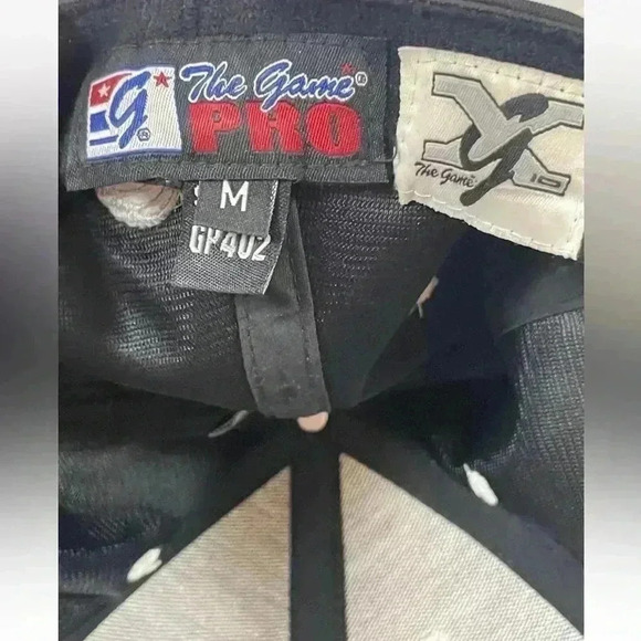 THE GAME PRO STYLE Cincinnati Reds GAMETEK A FLEX  FITTED HAT CAP SIZE M Conrad - Picture 8 of 10